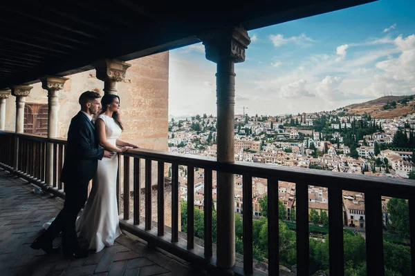 Krásný Romantický Pár Svatbě Alhambře Alhambra Svatební Obřad — Stock fotografie