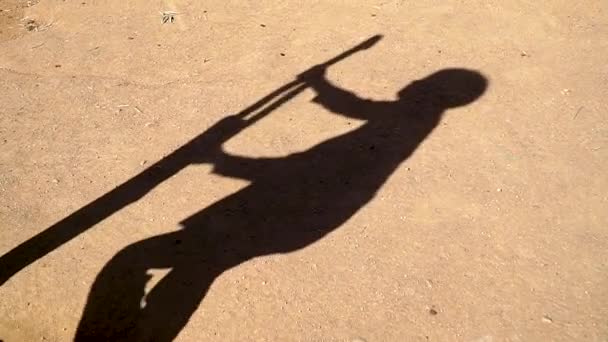 Shadow Little Child Niño Que Practica Deportes Simulador Parque Aire — Vídeos de Stock