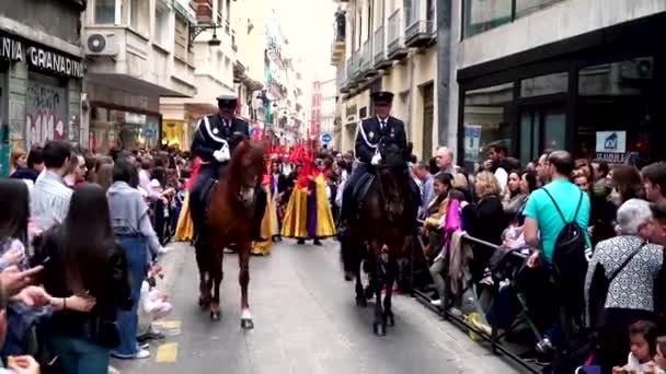 Granada Espanha Abril 2019 Procissão Semana Santa Granada Peregrinos Crentes — Vídeo de Stock