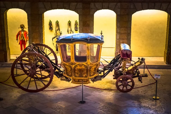 Lissabon. Portugal-februari 28, 2017 nationaal koets Museum — Stockfoto