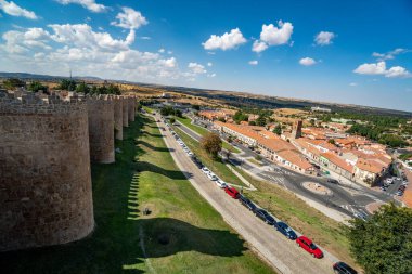 01 Ekim 2018: Avila, Kastilya ve Leon, İspanya. Ortaçağ Avila Kalesi içeriden.