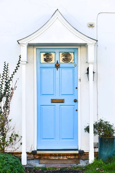 Widok Piękny Dom Zewnątrz Drzwi Frontowe Anglii Obraz Stockowy