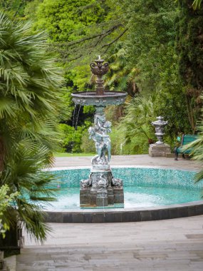 Çeşme yeşil Şehir Parkı meleklere şeklinde