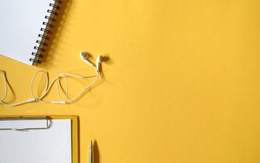 ofis masa üstü görünümü