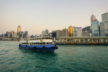 Kowloon Hong Kong adaya Hong Kong feribot hizmeti