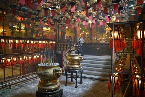 Interior del templo Man Mo en Sheong Wan, Isla de Hong Kong —  Fotos de Stock