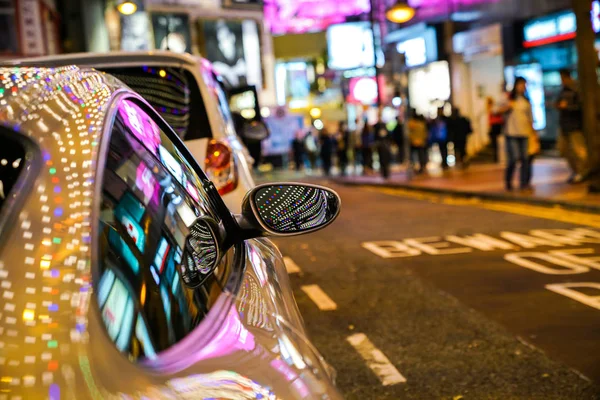 Causeway Bay Hong Kong, one of the more trendy places to shop in — Stock Photo, Image