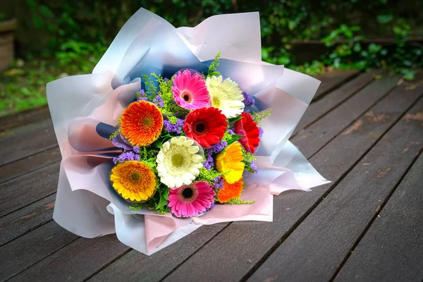 Gerbera Bouquet de fleurs marguerite — Photo