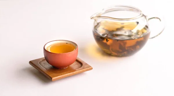 Kínai tea a teáskanna — Stock Fotó