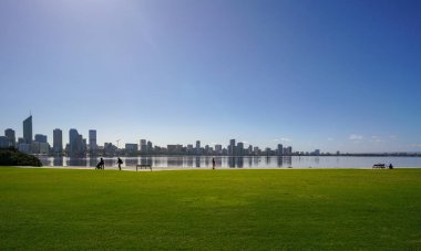 Perth, Kuğu Nehri ile Batı Avustralya