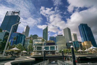 Perth, Kuğu Nehri ile Batı Avustralya