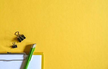 ofis masa üstü görünümü