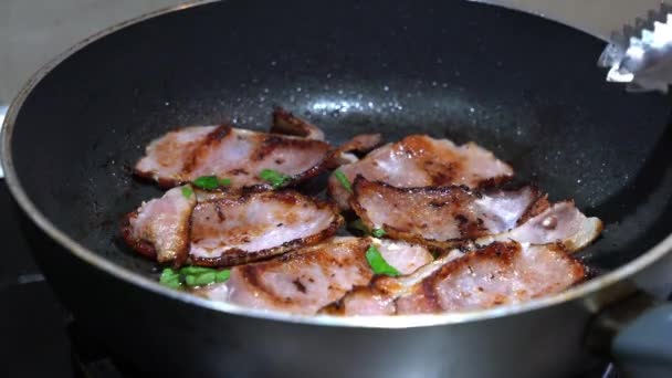 Cooking Bacon Pan Tinge Basil Frying Oily Ready Served — Stock Video