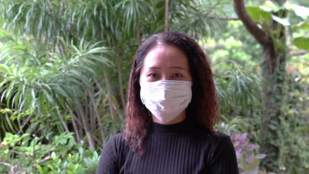 Retrato Una Mujer Negocios China Asiática Con Mascarilla Médica Manténgase — Vídeos de Stock
