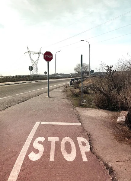 Trafiksignaler För Cykel Ett Majsfält Klar Dag — Stockfoto