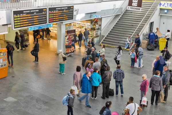 Kosice Slovakia October 2017 Unrecognized People Visit Passenger Railway Station — Stock Photo, Image