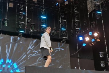 Kiev, Ukrayna - 04 Temmuz 2018: Felix De Laet, bilinen Frekanslar kaybetti tarafından sahne adı, Belçikalı Dj ve prodüktör canlı Ulusal Expocenter Atlas hafta sonu Festivali gerçekleştirir.