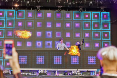 Kiev, Ukrayna - 04 Temmuz 2018: Felix De Laet, bilinen Frekanslar kaybetti tarafından sahne adı, Belçikalı Dj ve prodüktör canlı Ulusal Expocenter Atlas hafta sonu Festivali gerçekleştirir.