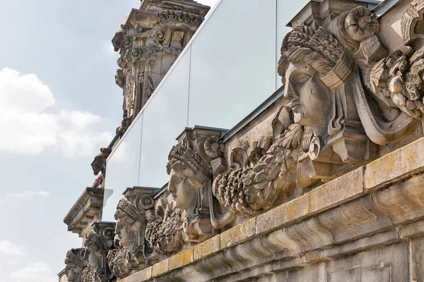 Gotycka Architektura Detal Zbliżenie Reichstag Berlinie Niemcy — Zdjęcie stockowe