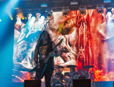 Kiev, Ukrayna - 05 Temmuz 2018: Alman thrash metal rock band Kreator ve Mille Petrozz, vokalist ve ritim gitarist canlı Ulusal Expocenter Atlas hafta sonu Festivali gerçekleştirir.