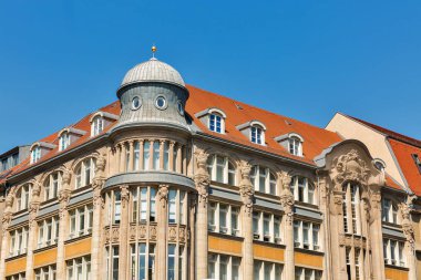 Güzel eski mimari dış Berlin Mitte Merkez bölgesinde, Almanya.