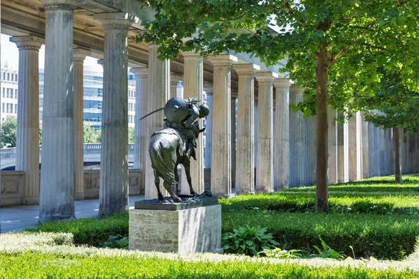 Berlin Tyskland Juli 2018 Hun Hästryggen Staty Hunne Pferde Trädgården — Stockfoto