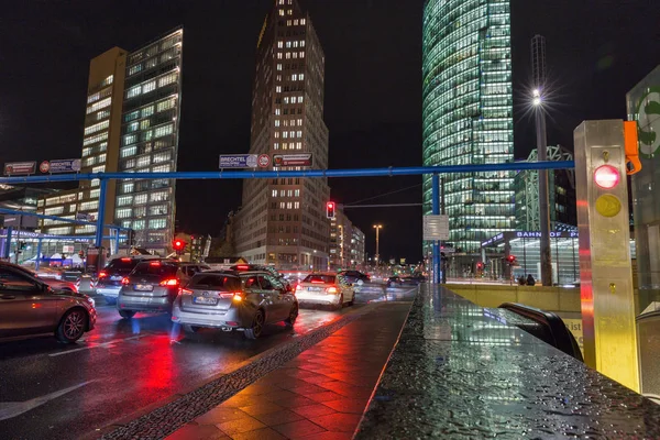 Berlin Németország November 2018 City Night Forgalmat Potsdamer Platz Egyik — Stock Fotó