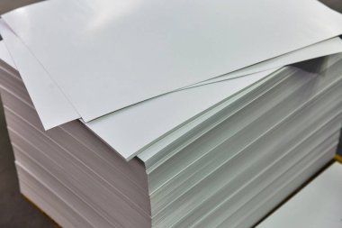 beyaz karton basım sanayi closeup için boş çarşafları yığını