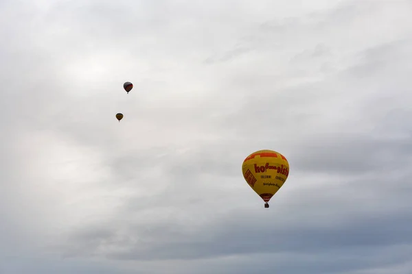 Makariv Ukraine Julho 2017 Balões Quente Voam Céu Quente Queimador — Fotografia de Stock