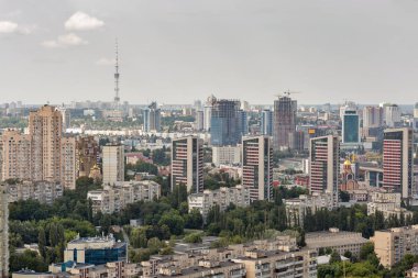 Kiev şehir manzarası yukarıdan, Kiev şehir cityscape, Ukrayna'nın başkenti hava üstten görünüm.