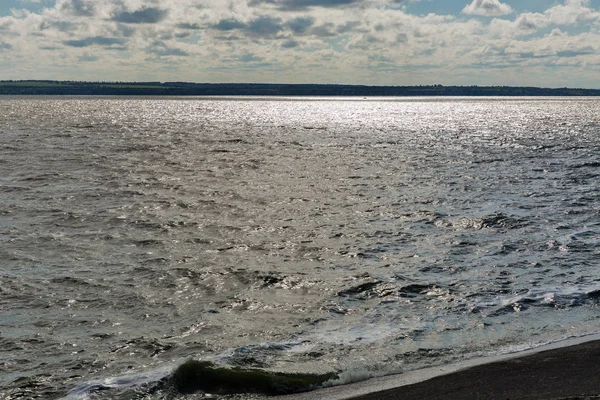 Kachovská vodní nádrž pobřeží, Ukrajina. — Stock fotografie