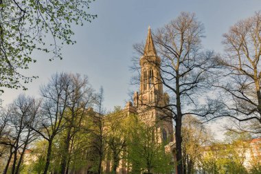 Xionskirche ilkbaharda Berlin, Almanya 'da