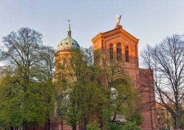 Berlin'de Michael Kilisesi cephesi, Almanya.