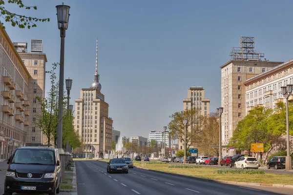 Strausberger Platz Berlin, Almanya'da. — Stok fotoğraf