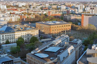 Berlin akşam havadan Cityscape, Almanya.
