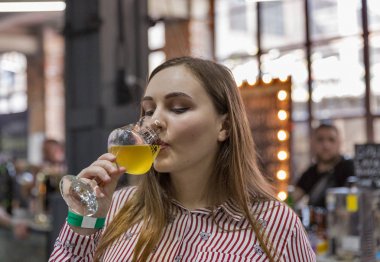 Kiev Art Zavod Platforma'da Kiev Bira Festivali, Ukrayna.