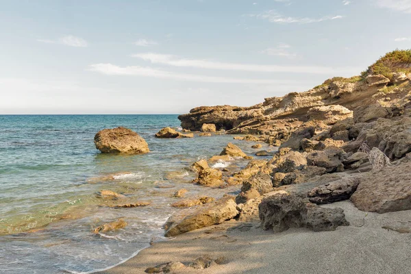 Bella riva Strand im Osten der Insel Korsika, Frankreich. — Stockfoto