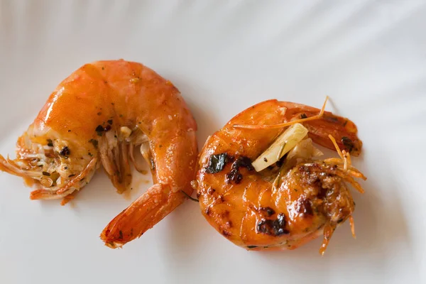 Fried big tiger red prawns or shrimps closeup. — Stock Photo, Image