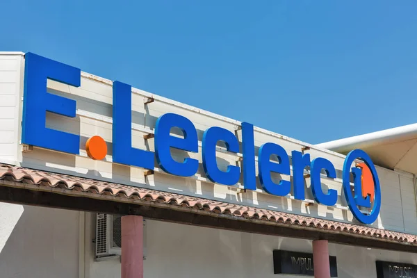 E. Leclerc Supermarket fasad. Corsica Island, Frankrike. — Stockfoto