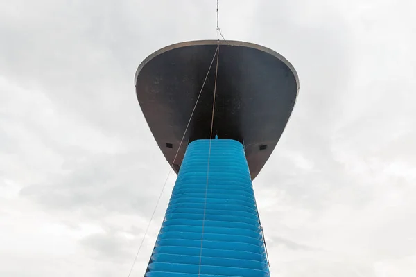 Cruise ship pipe against cloudy sky — Stock Photo, Image