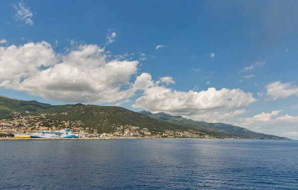 Uitzicht op de haven van Bastia op Corsica eiland, Frankrijk. — Stockfoto