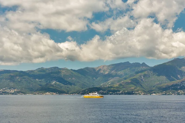 Corsica Ferries - Sardinia Ferries ship sailing from Corsica island, France. — Stock Photo, Image