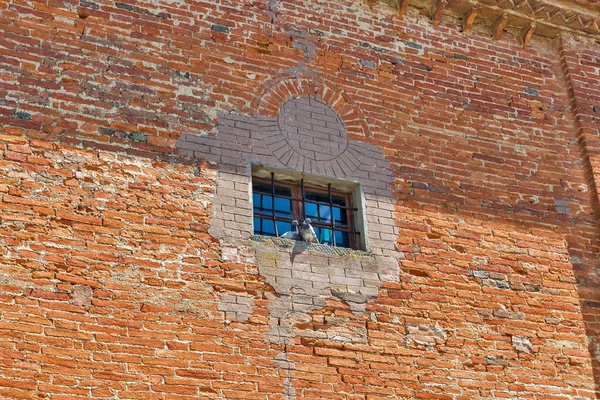 Capela do muro caído em Montopoli, Itália . — Fotografia de Stock