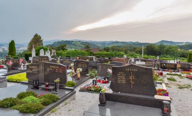 Slovenya, Maribor yakınlarındaki St. Maria Mezarlığı Kilisesi.