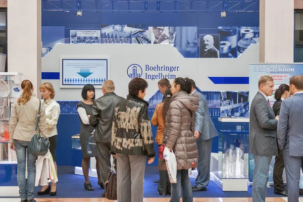 Kyiv Ukraine September 2014 People Visit Boehringer Ingelheim German Pharmaceutical — Stock Photo, Image