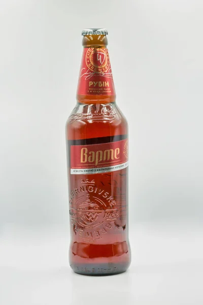 Kyiv Ukraine July 2020 Chernigivske Varte Ukrainian Lager Beer Bottle — Stock Photo, Image