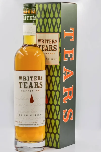 Kyiv Ukraine Août 2020 Writers Tears Bouteille Boîte Whisky Irlandaises — Photo