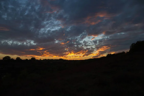 Zonsondergang aan de horizon — Stockfoto