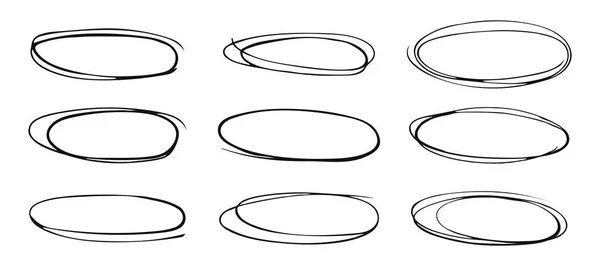 Ensemble de cercles dessinés à la main sur fond blanc — Image vectorielle