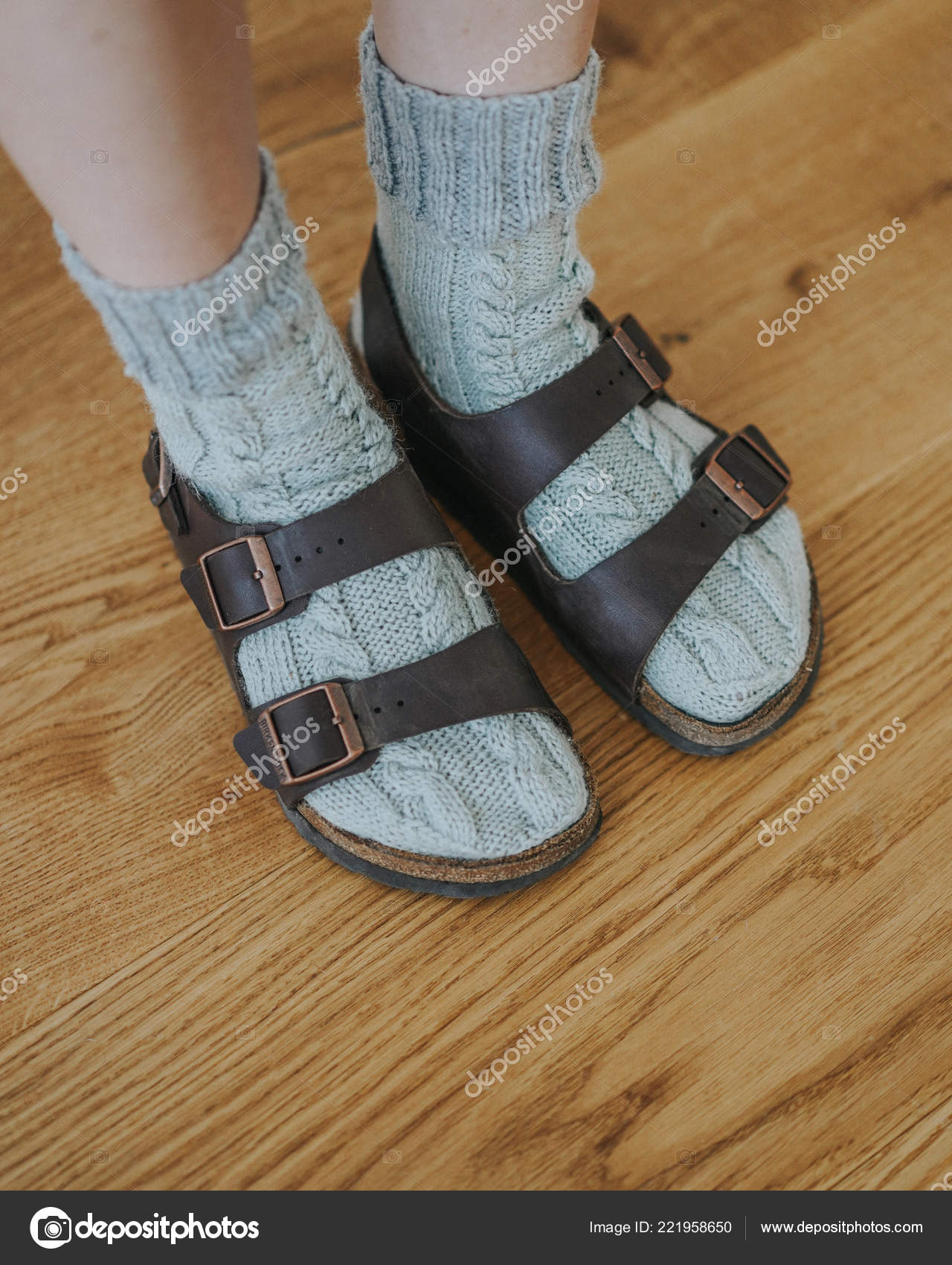 Granny style sock